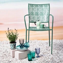 Einrichtungsgeschäft -Einrichtungsgeschäft butlers gartenstuhl stapelbar nancy in salbei 1